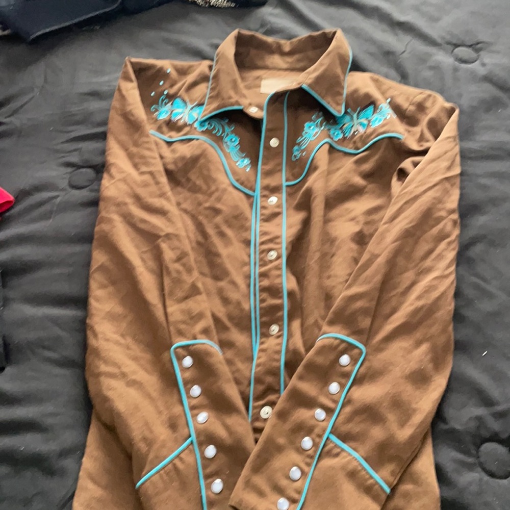 Brown with turquoise blue trimming in bordered